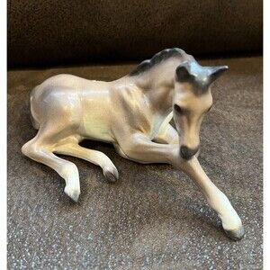 Hagen Renaker Lying Morgan Foal Clover Horse Figurine